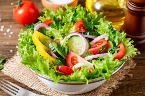 豬肉水果價格持續(xù)上漲，蔬菜價格卻為何一直跌？