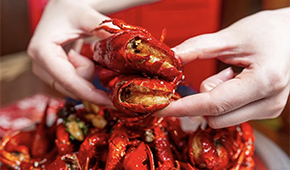 小龍蝦產業進入“拐點”：從餐飲轉向預制菜？