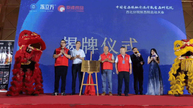 1709531386599764.gif 640 (4).gif