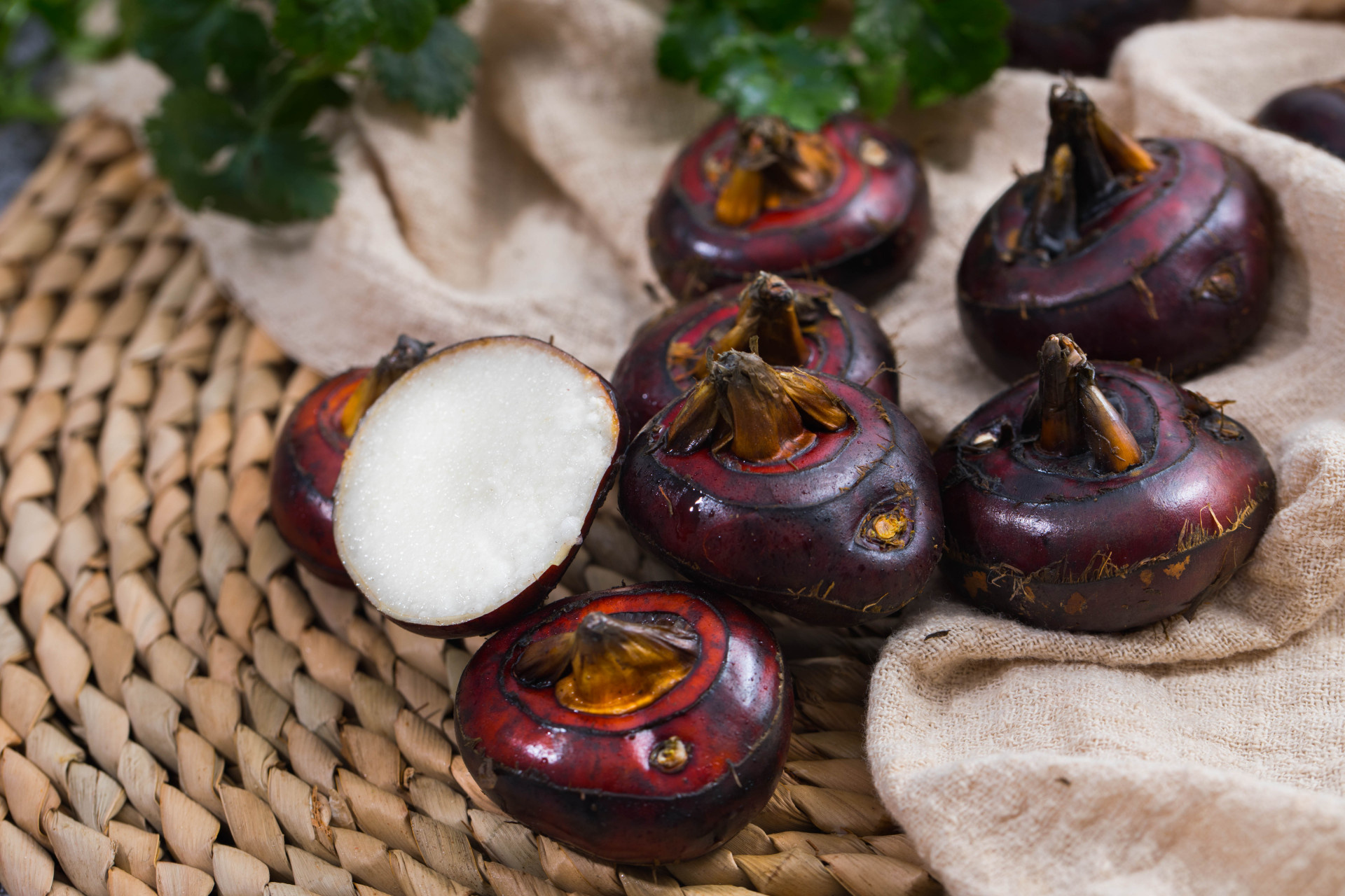 區(qū)域小品類(lèi)化身百變搭子，這個(gè)產(chǎn)品在速凍、餐飲、茶飲、烘焙中都火了