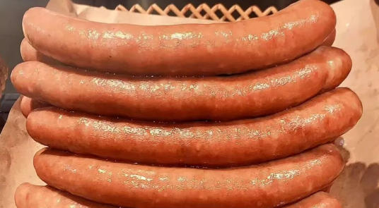 從烤到鹵，“腸”變“腸”新！超市熟食區引爆腸類創新賽道