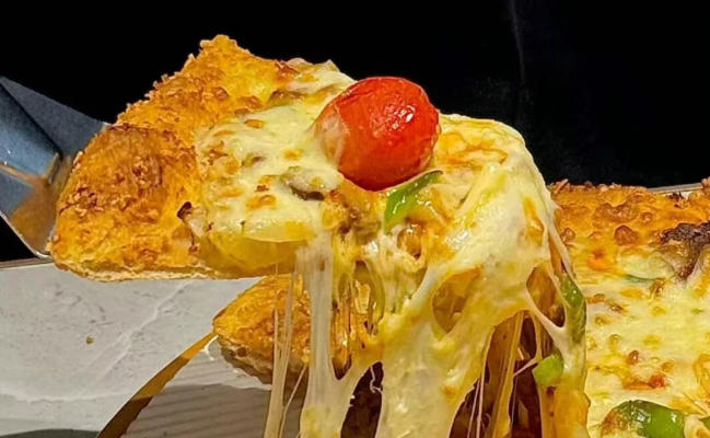 比格沖刺上市，海底撈、塔斯汀、皇家小虎、小薩牛牛等紛紛發力，披薩江湖激戰正酣